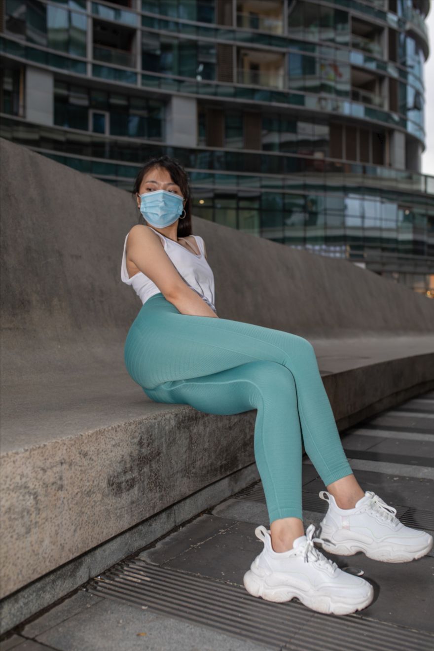 图片[9]-绿色瑜伽裤MM(套图+视频)-街拍图满多