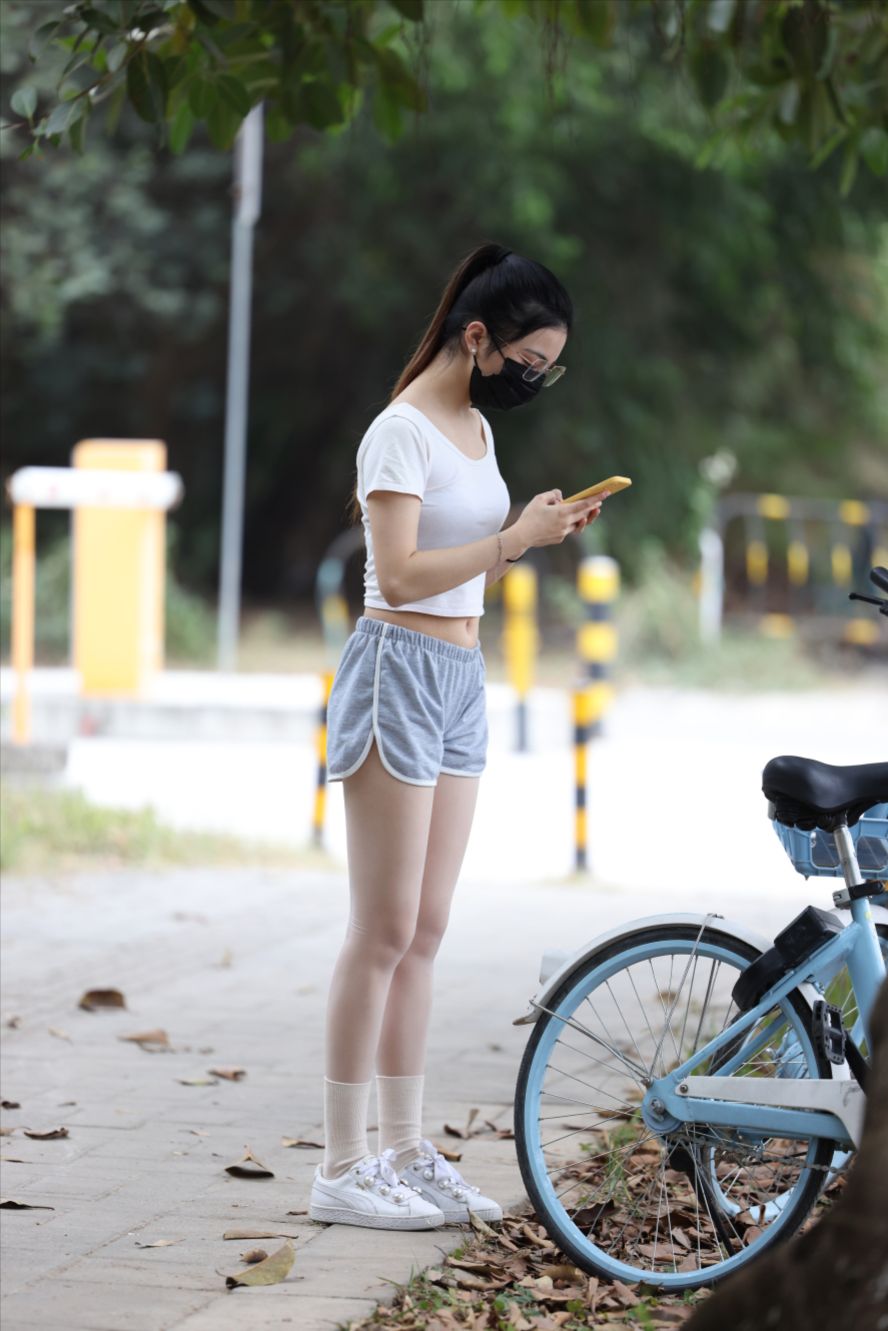图片[2]-热裤(套图+视频)-街拍图满多
