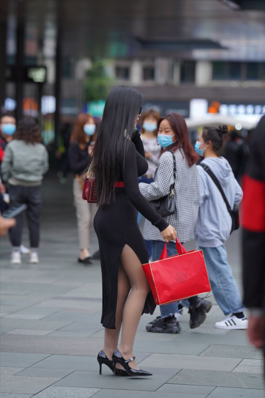 图片[2]-长裙丝袜(套图+视频)-街拍图满多