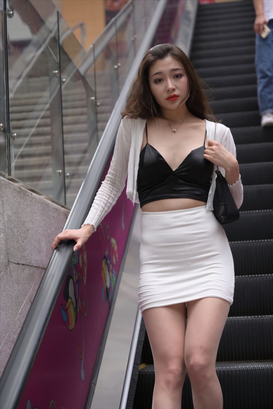 图片[6]-包臀短裙(套图+视频)-街拍图满多