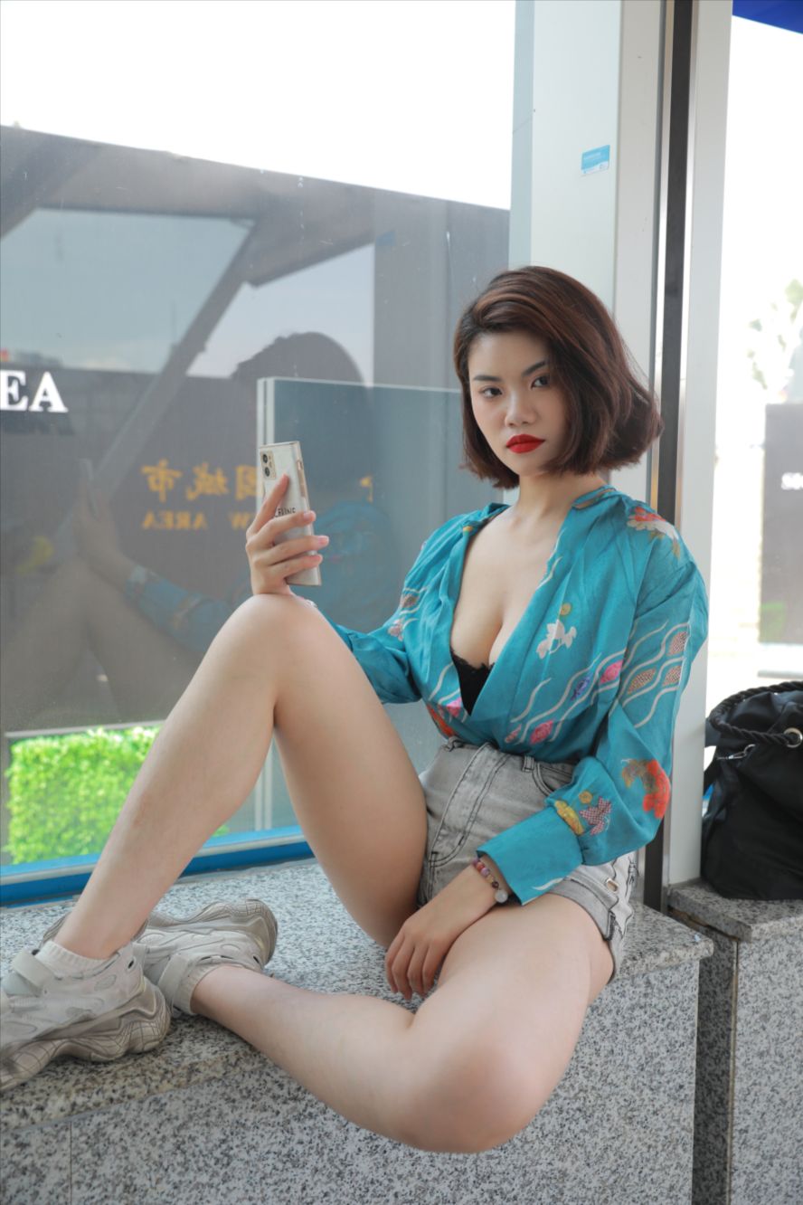 图片[5]-牛仔热裤(套图+视频)-街拍图满多