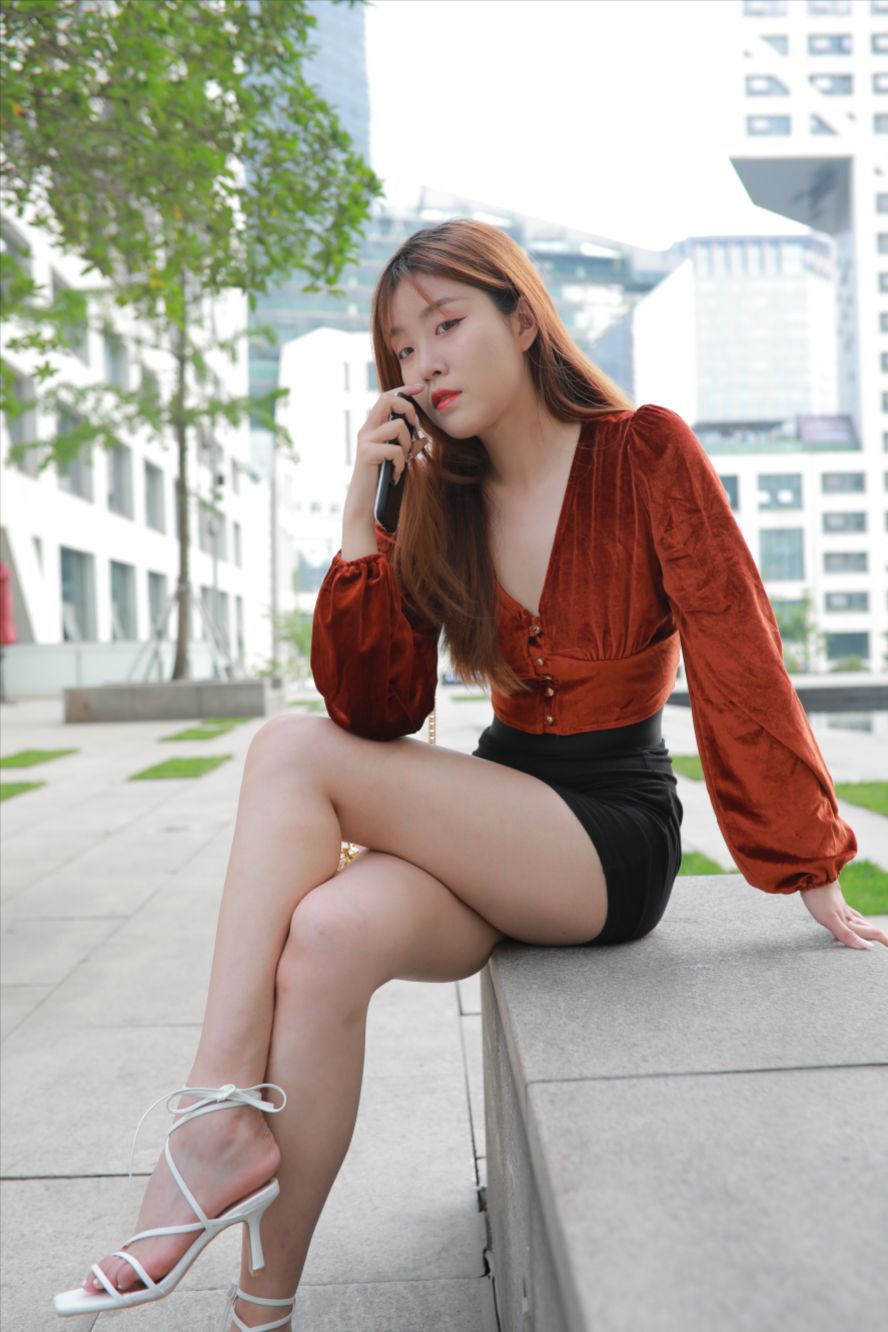 图片[9]-短裙(套图+视频)-街拍图满多