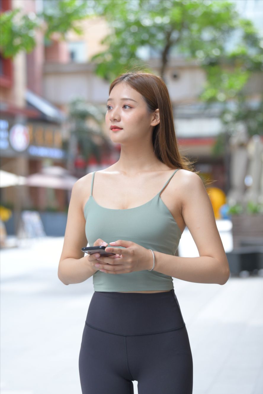 图片[2]-紧身裤(套图+视频)-街拍图满多