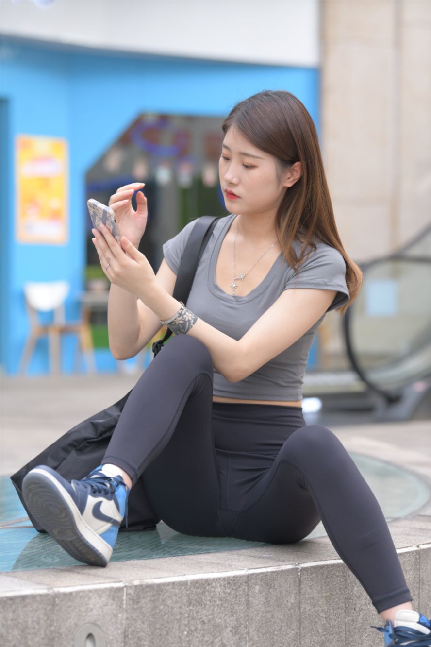 图片[6]-紧身裤(套图+视频)-街拍图满多