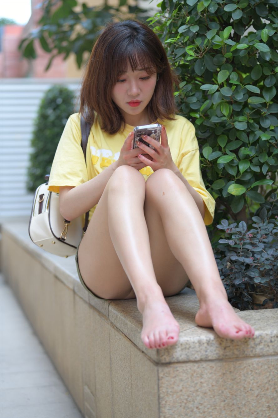 图片[4]-包臀短裙(套图+视频)-街拍图满多