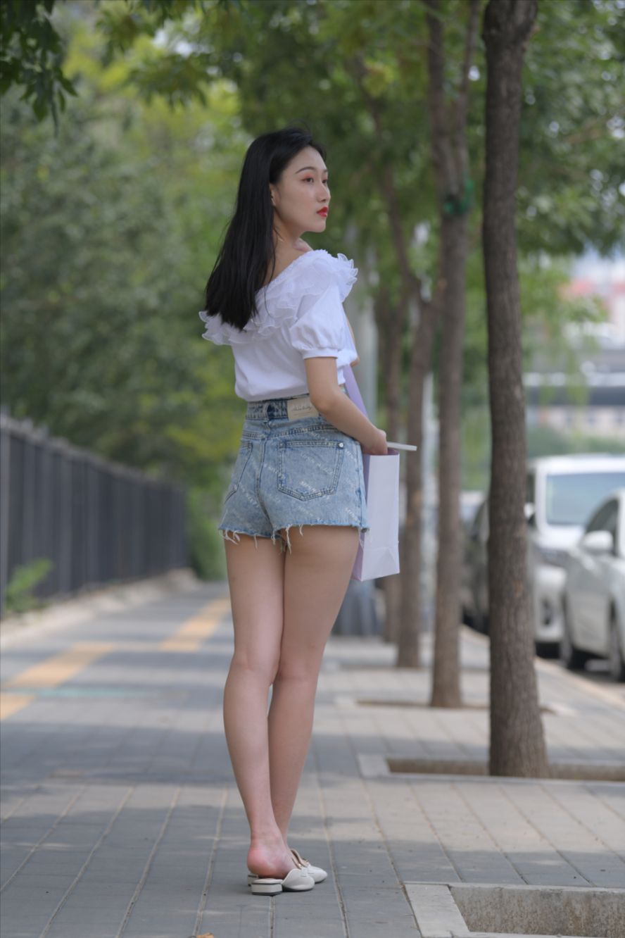 图片[7]-牛仔热裤裙(套图+视频)-街拍图满多