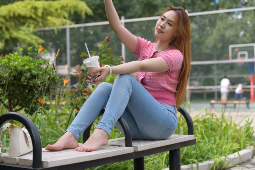 图片[8]-紧身牛仔裤(套图+视频)-街拍图满多