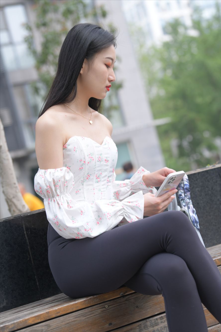 图片[4]-紧身裤(套图+视频)-街拍图满多