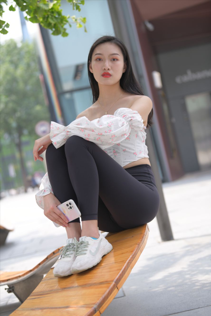 图片[8]-紧身裤(套图+视频)-街拍图满多