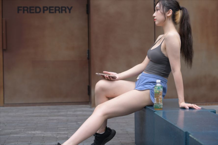 图片[7]-容易动情的女孩(套图+视频)-街拍图满多