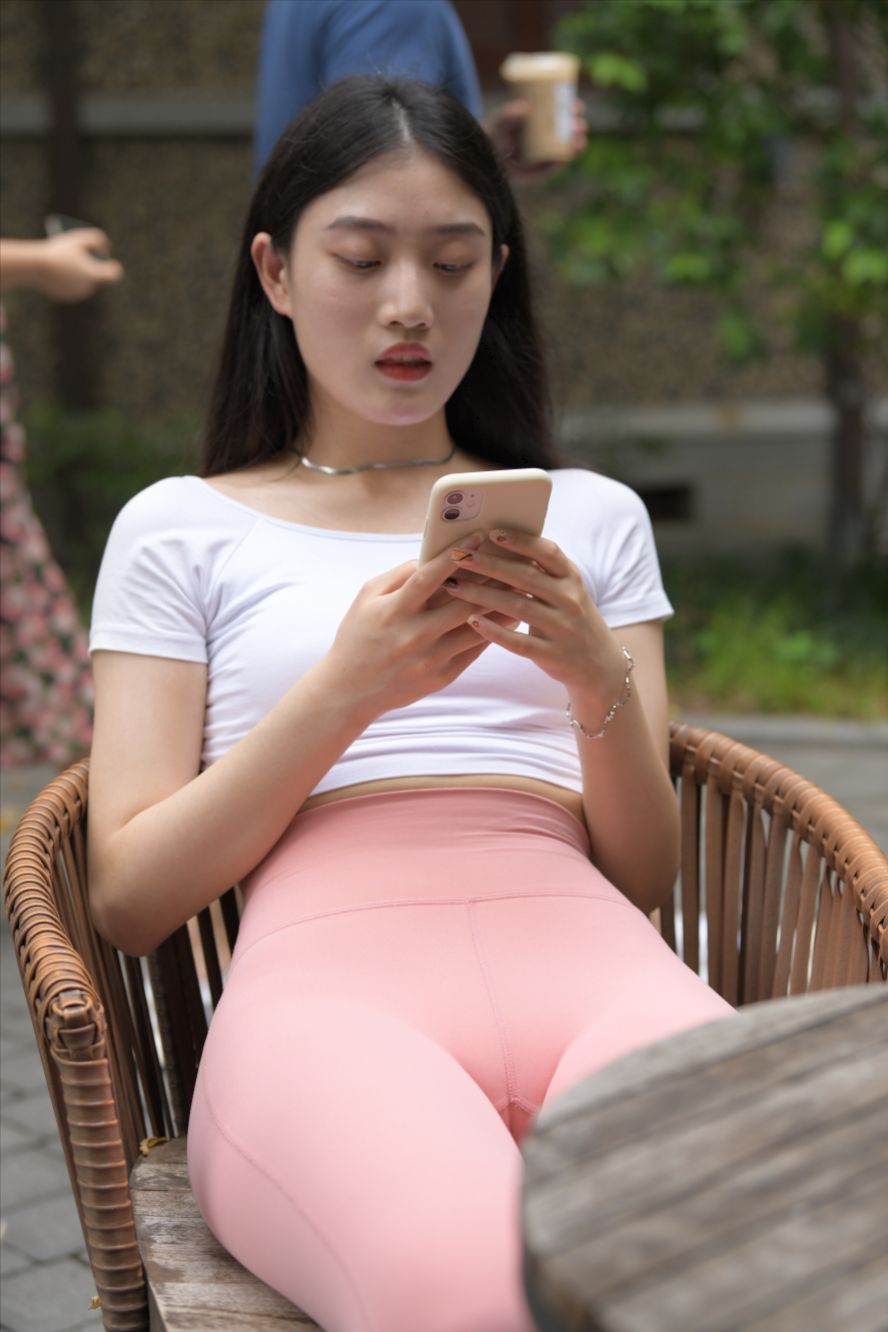 图片[2]-抹茶加冰-粉色紧身裤(套图+视频)-街拍图满多