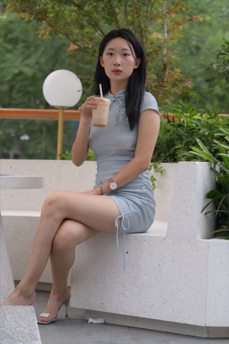 图片[8]-蓝裙美女(套图+视频)-街拍图满多
