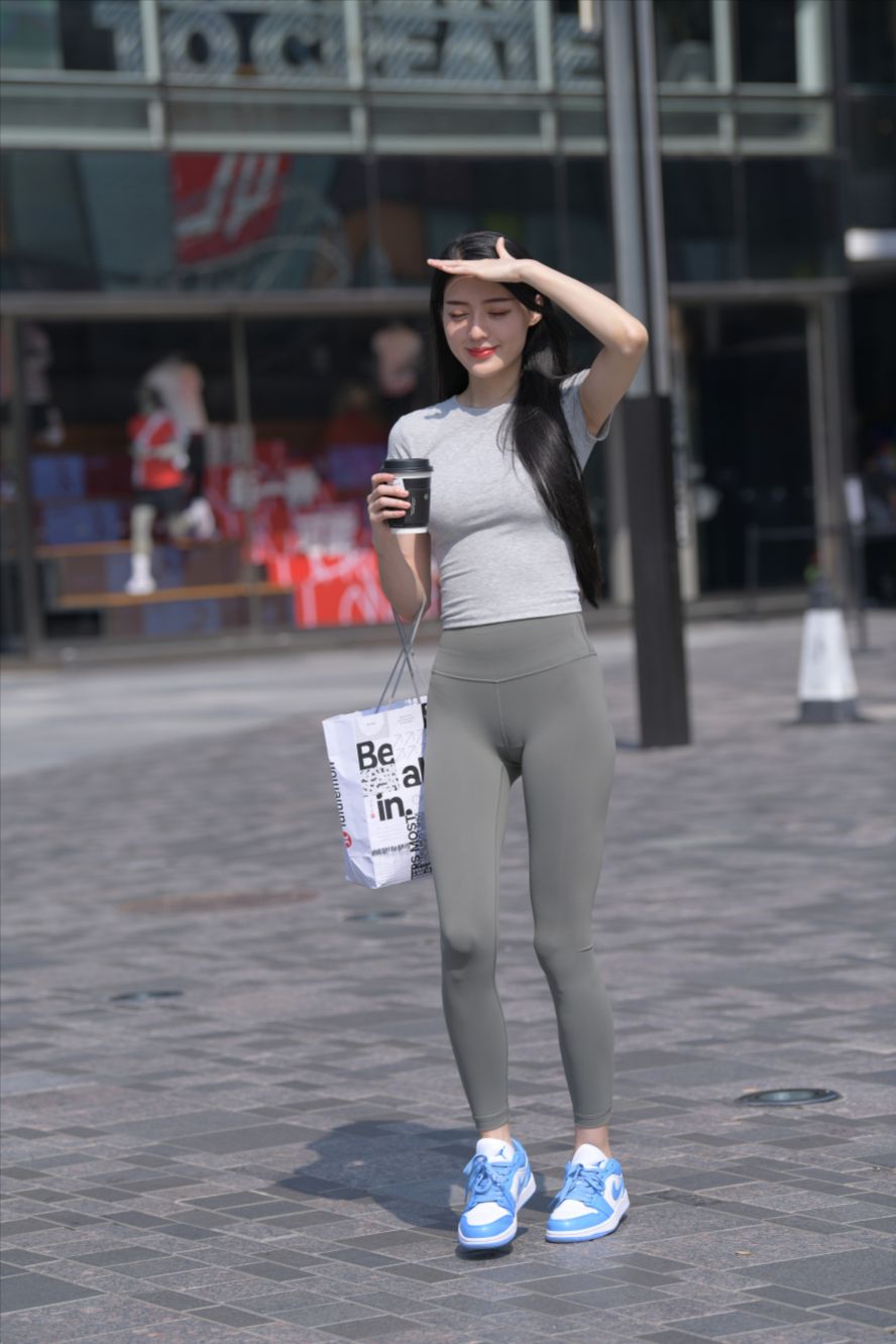 图片[7]-好久不见(套图+视频)-街拍图满多