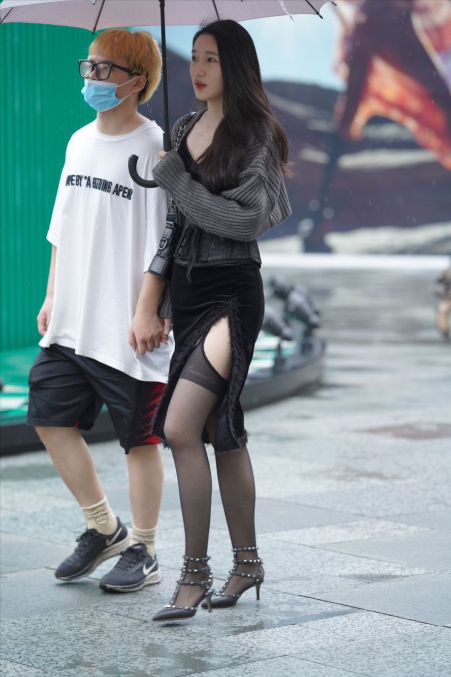 图片[3]-魅力黑丝-街拍图满多
