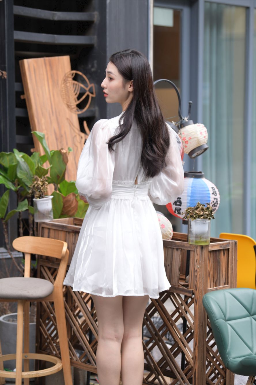 图片[8]-白裙美女-街拍图满多