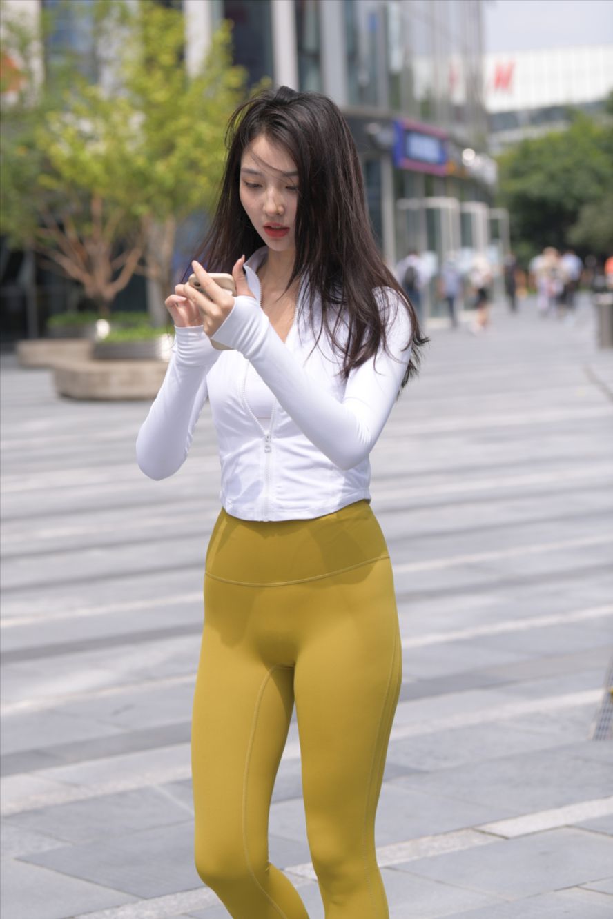 图片[4]-紧身裤-街拍图满多
