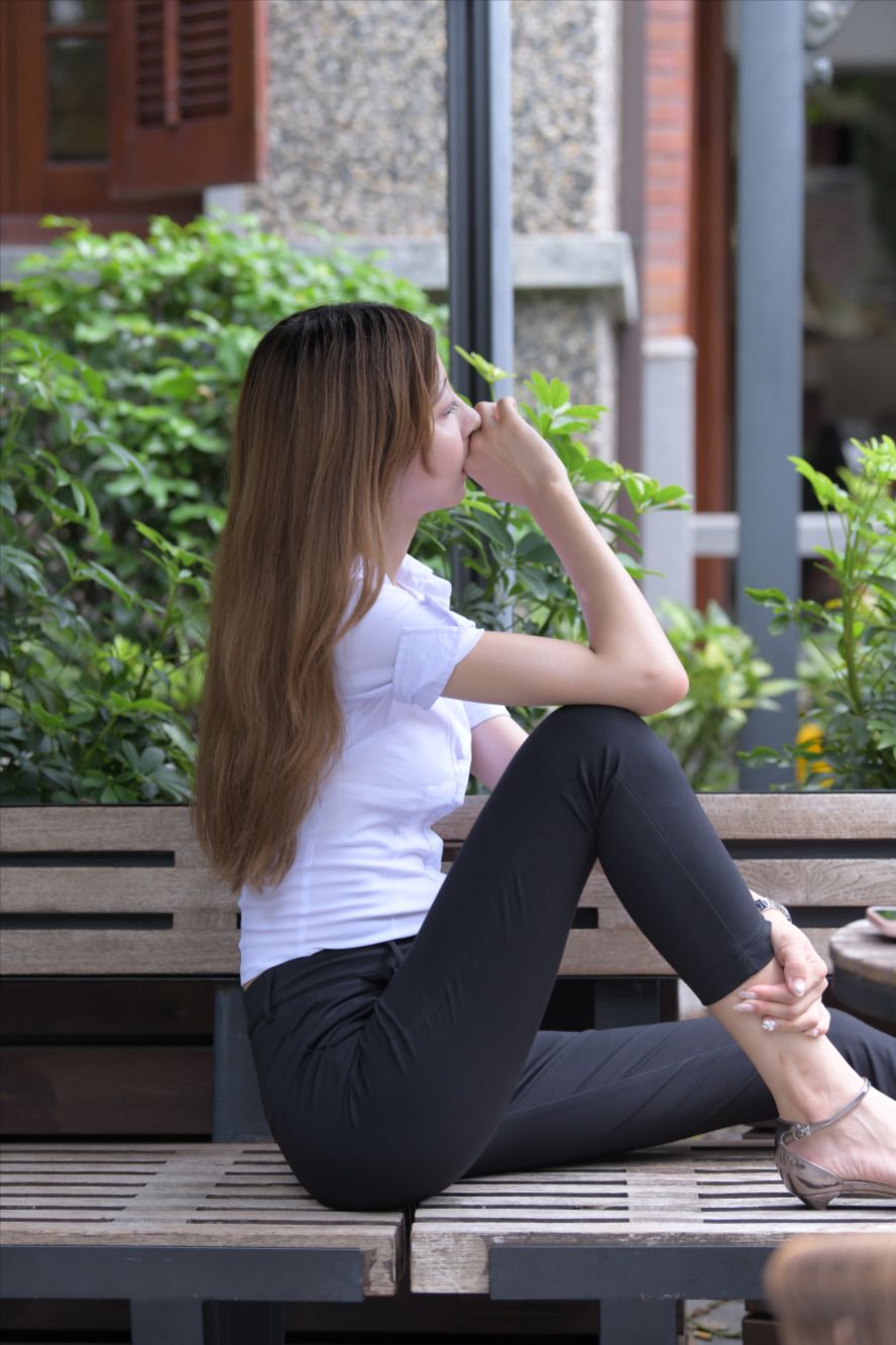 图片[9]-黑色西裤美女-街拍图满多