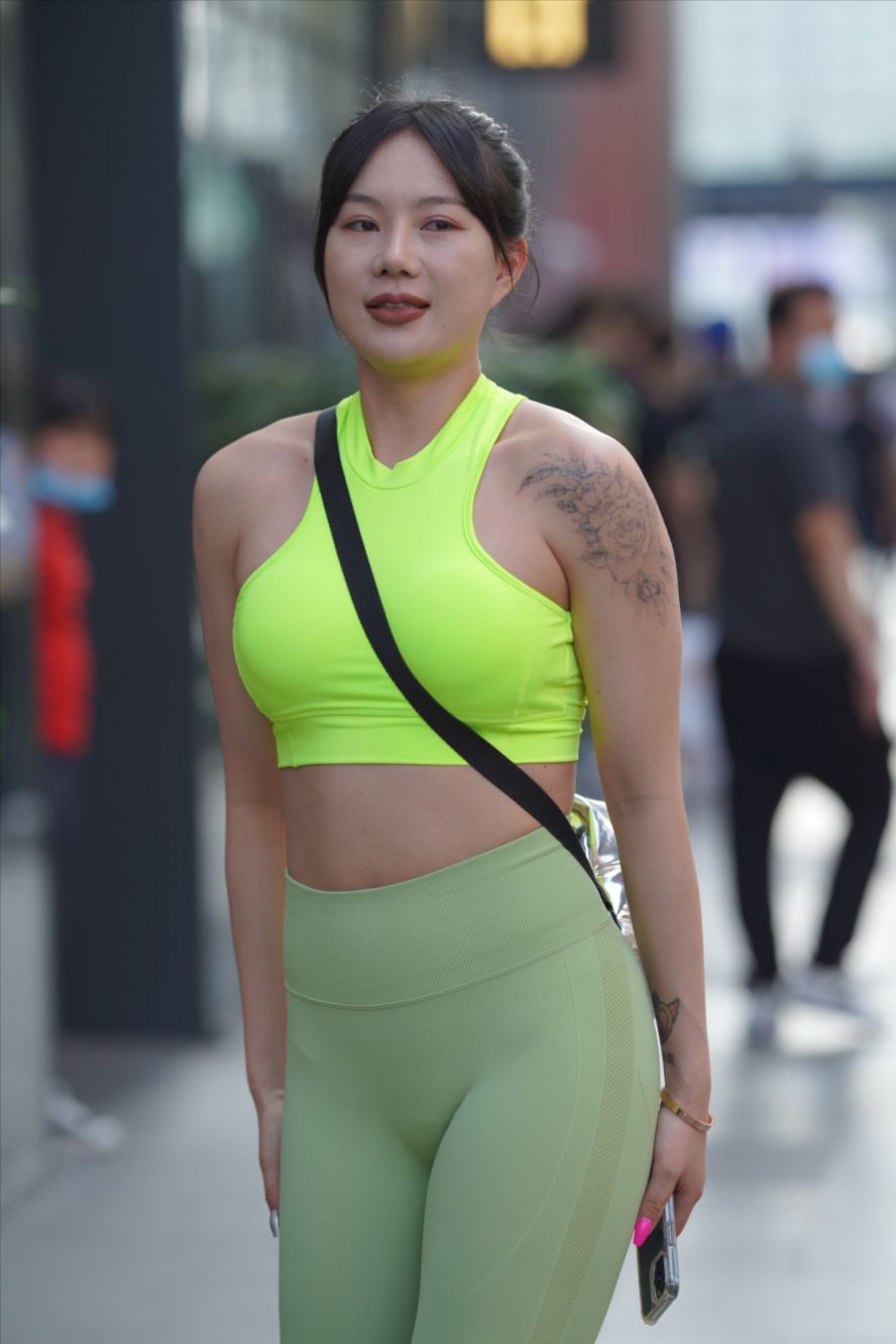 图片[2]-健身女孩 运动之美-街拍图满多