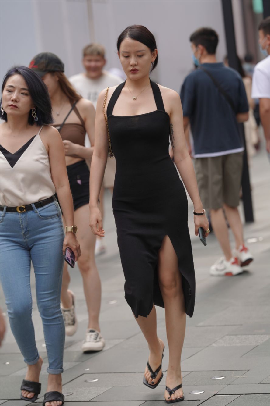 迷人背影-街拍图满多