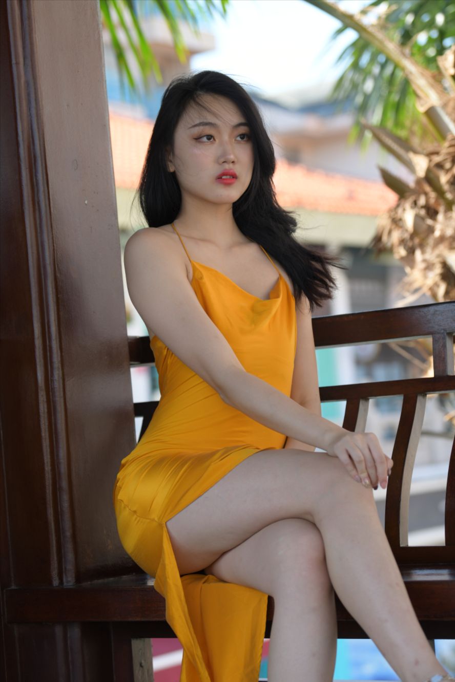 图片[4]-黄裙女子(套图+视频)-街拍图满多
