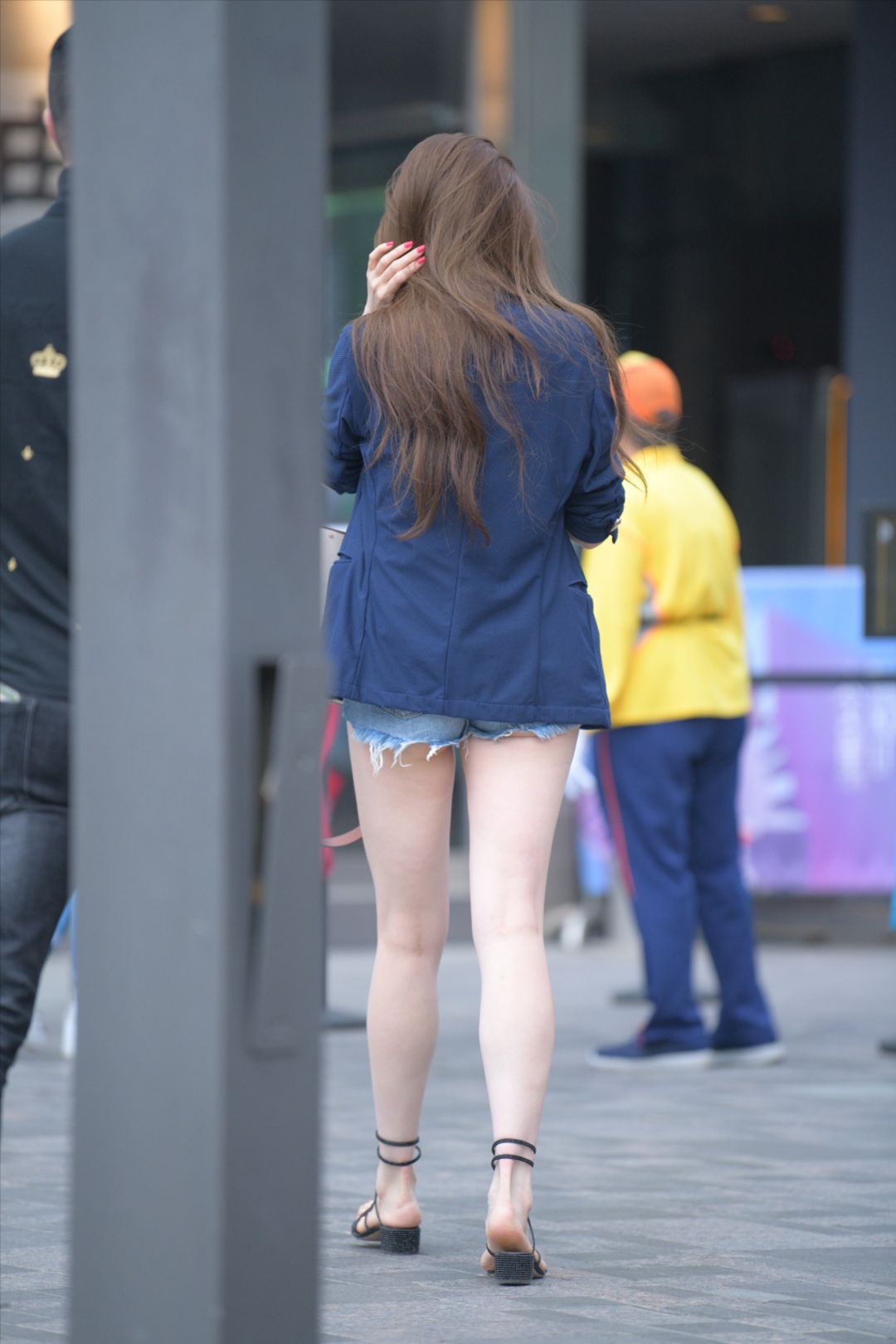 图片[6]-极品热裤美女-街拍图满多