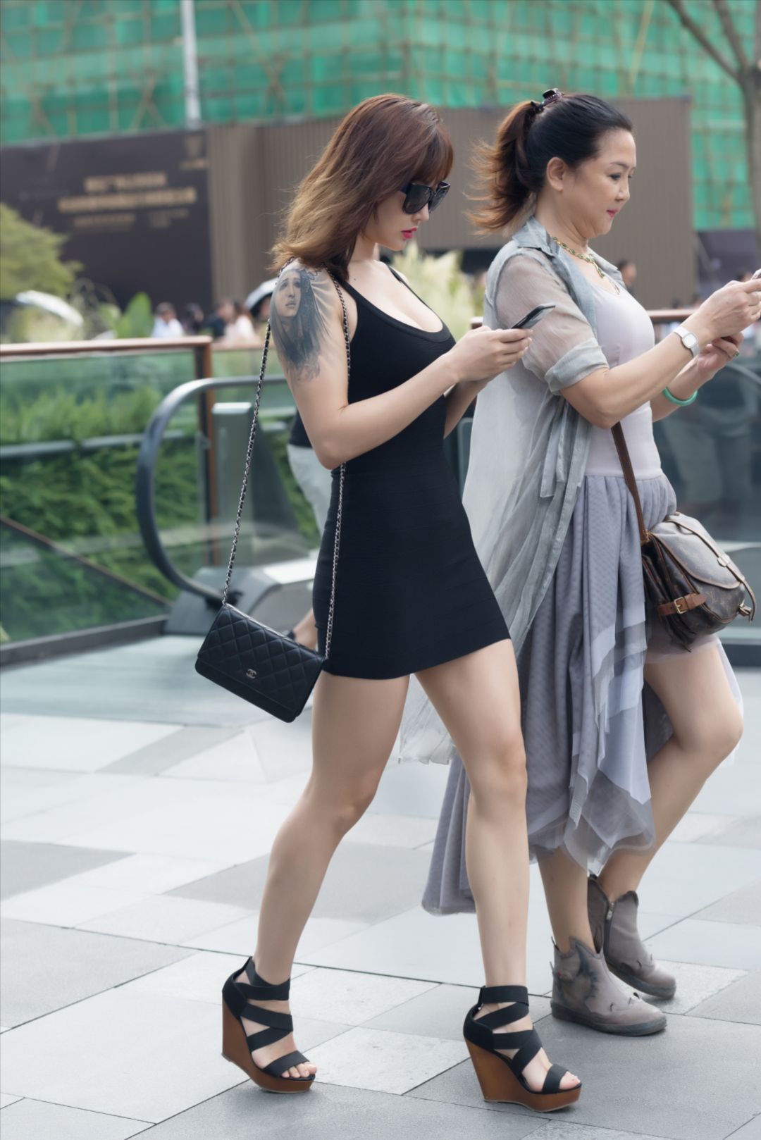 图片[4]-包臀裙纹身美女-街拍图满多