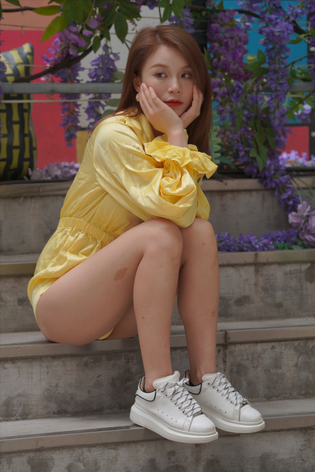 甜美少女(套图+视频)-街拍图满多