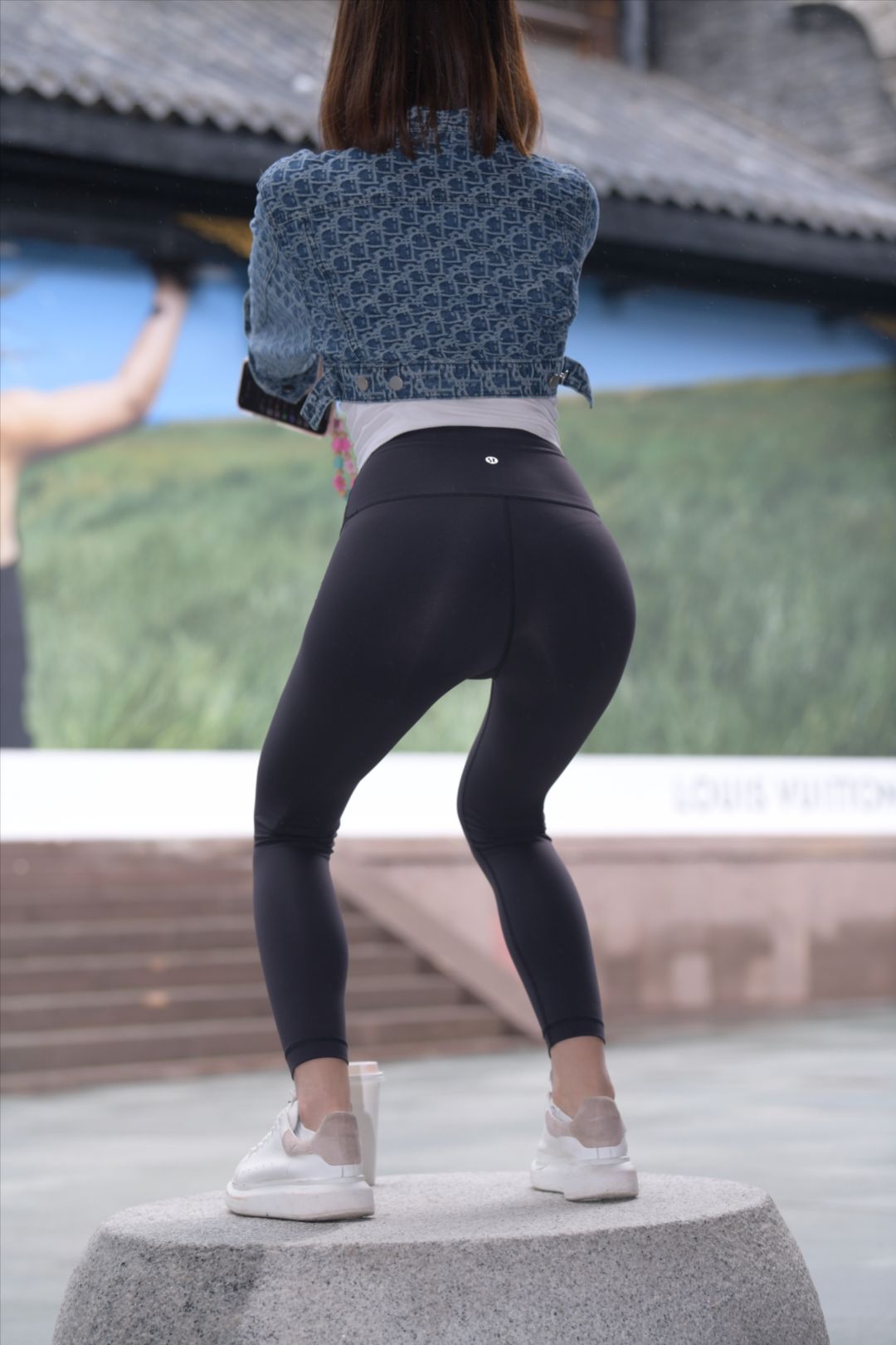 图片[8]-黑色瑜伽裤美女(套图+视频)-街拍图满多
