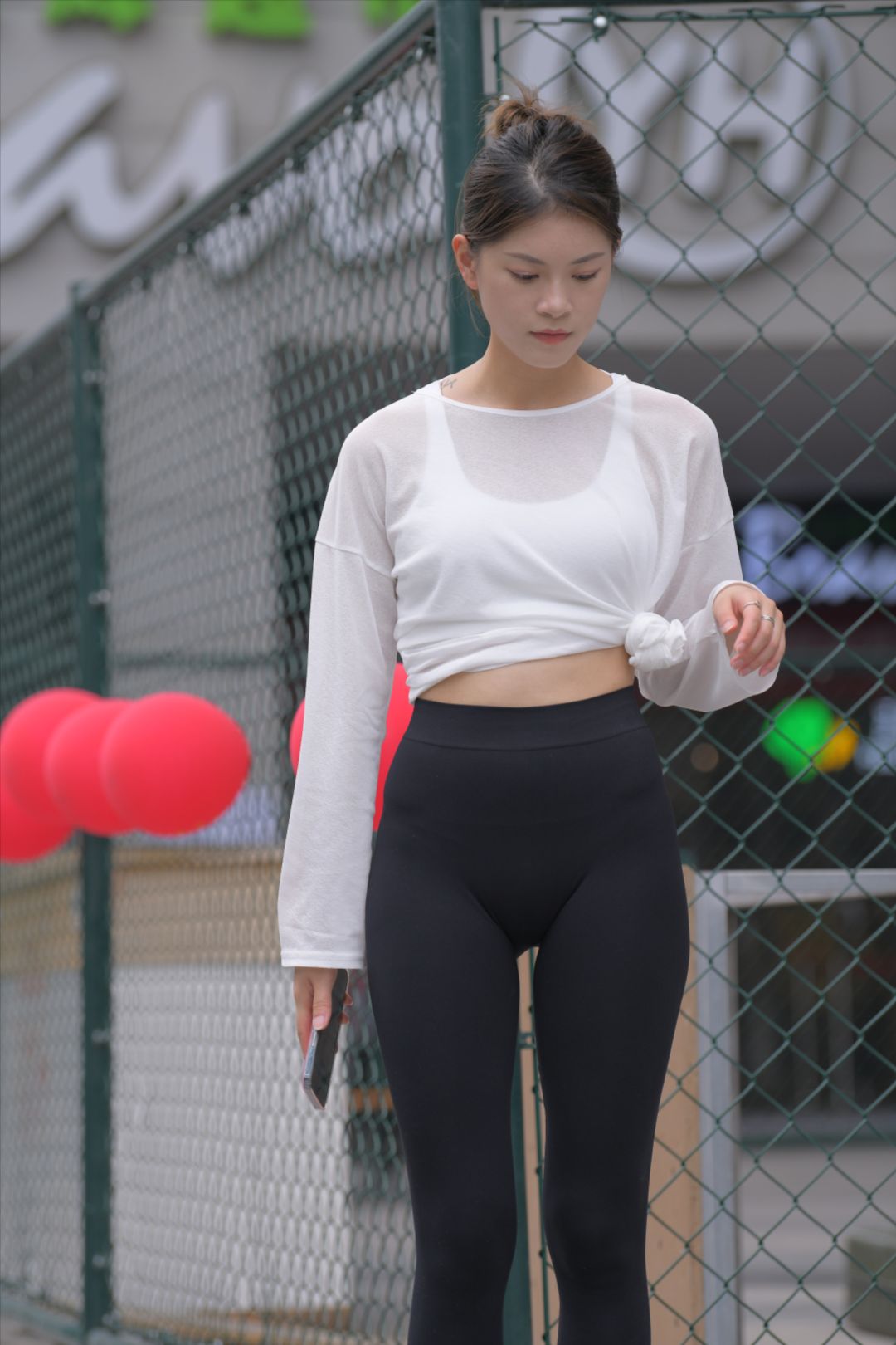 图片[2]-阳光甚好(套图+视频)-街拍图满多