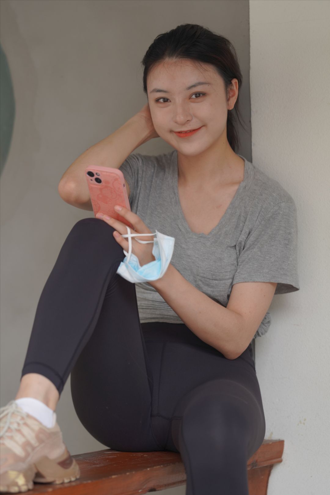 隐藏的爱恋(套图+视频)-街拍图满多