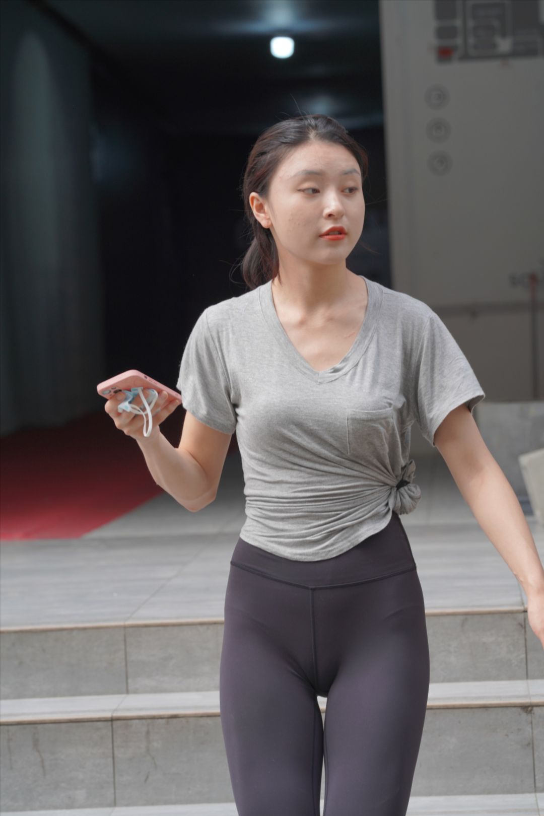 图片[10]-隐藏的爱恋(套图+视频)-街拍图满多