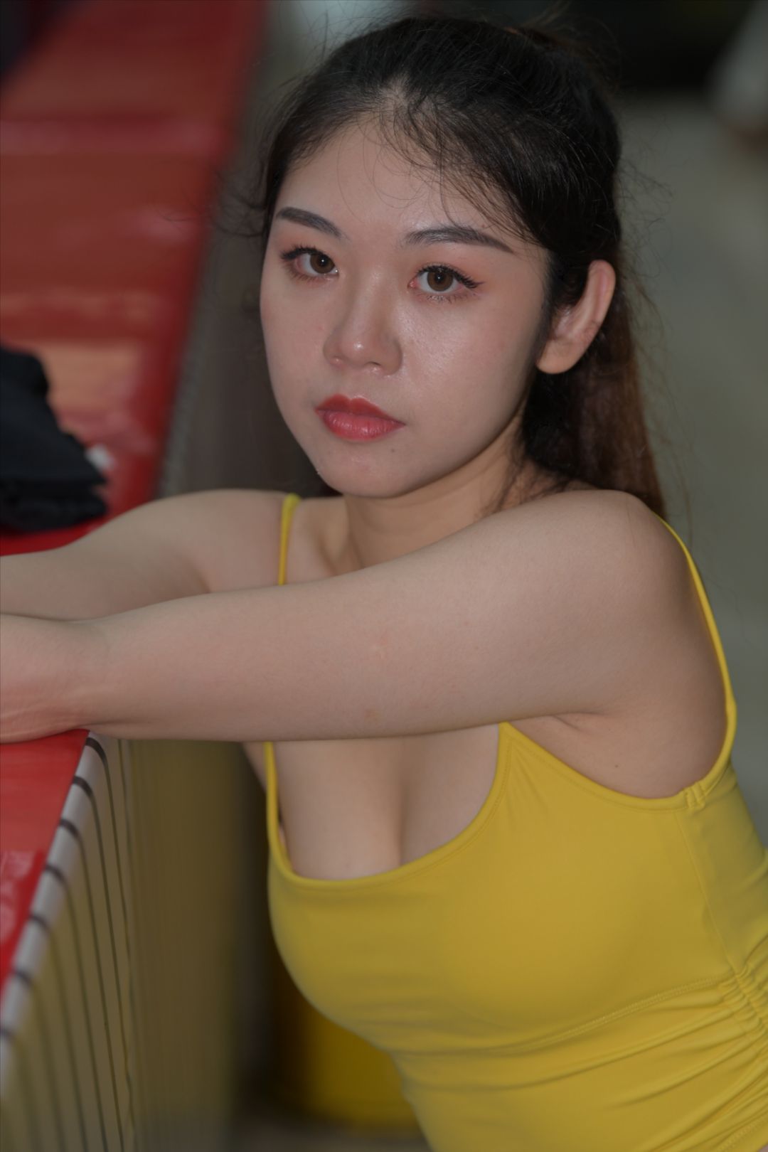 图片[5]-灰色短裤女孩(套图+视频)[增补视频]-街拍图满多