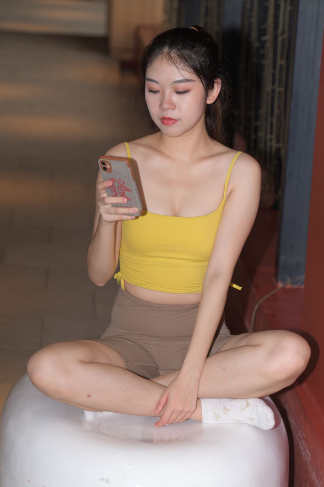 图片[9]-灰色短裤女孩(套图+视频)[增补视频]-街拍图满多