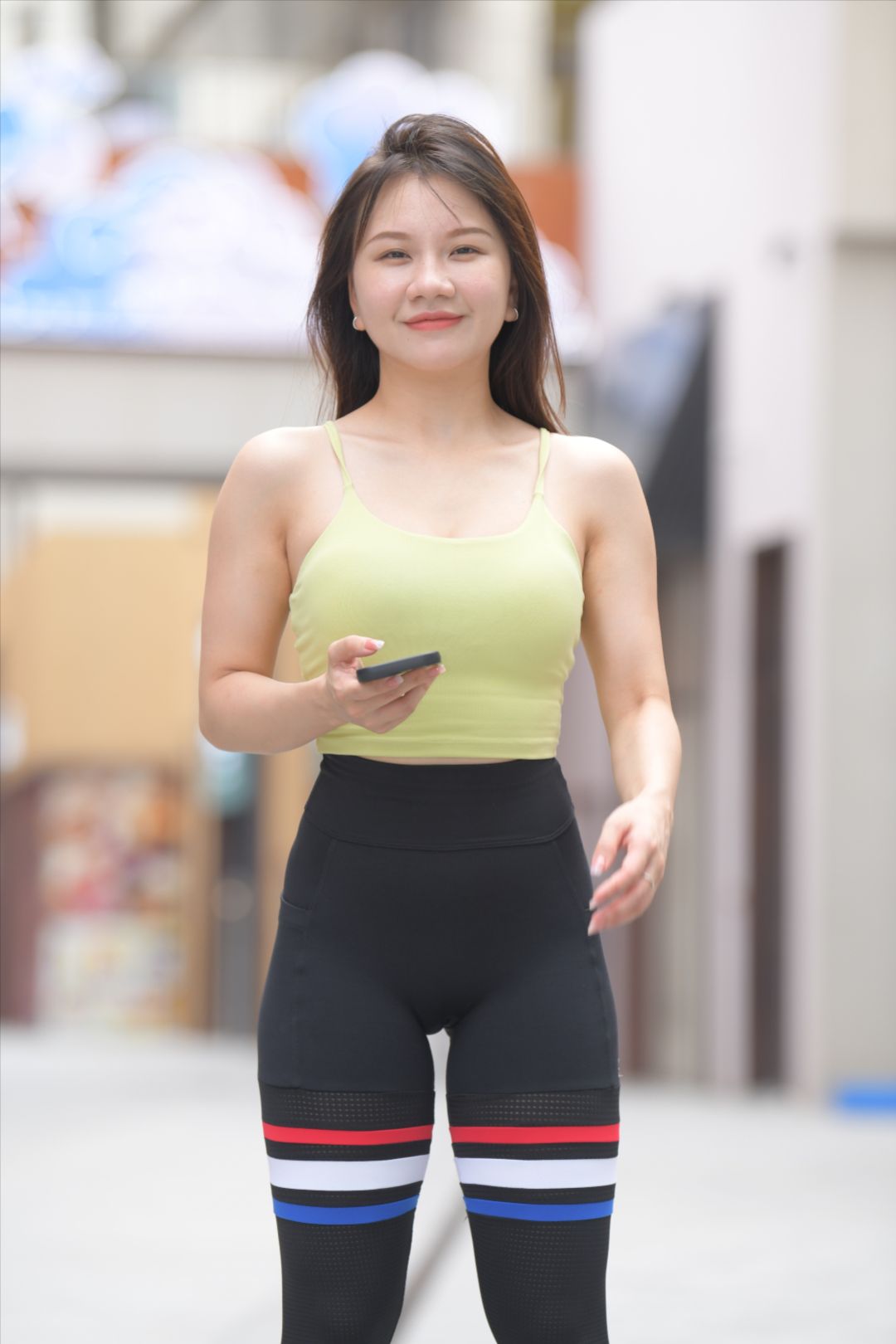 追逐(套图+视频)-街拍图满多