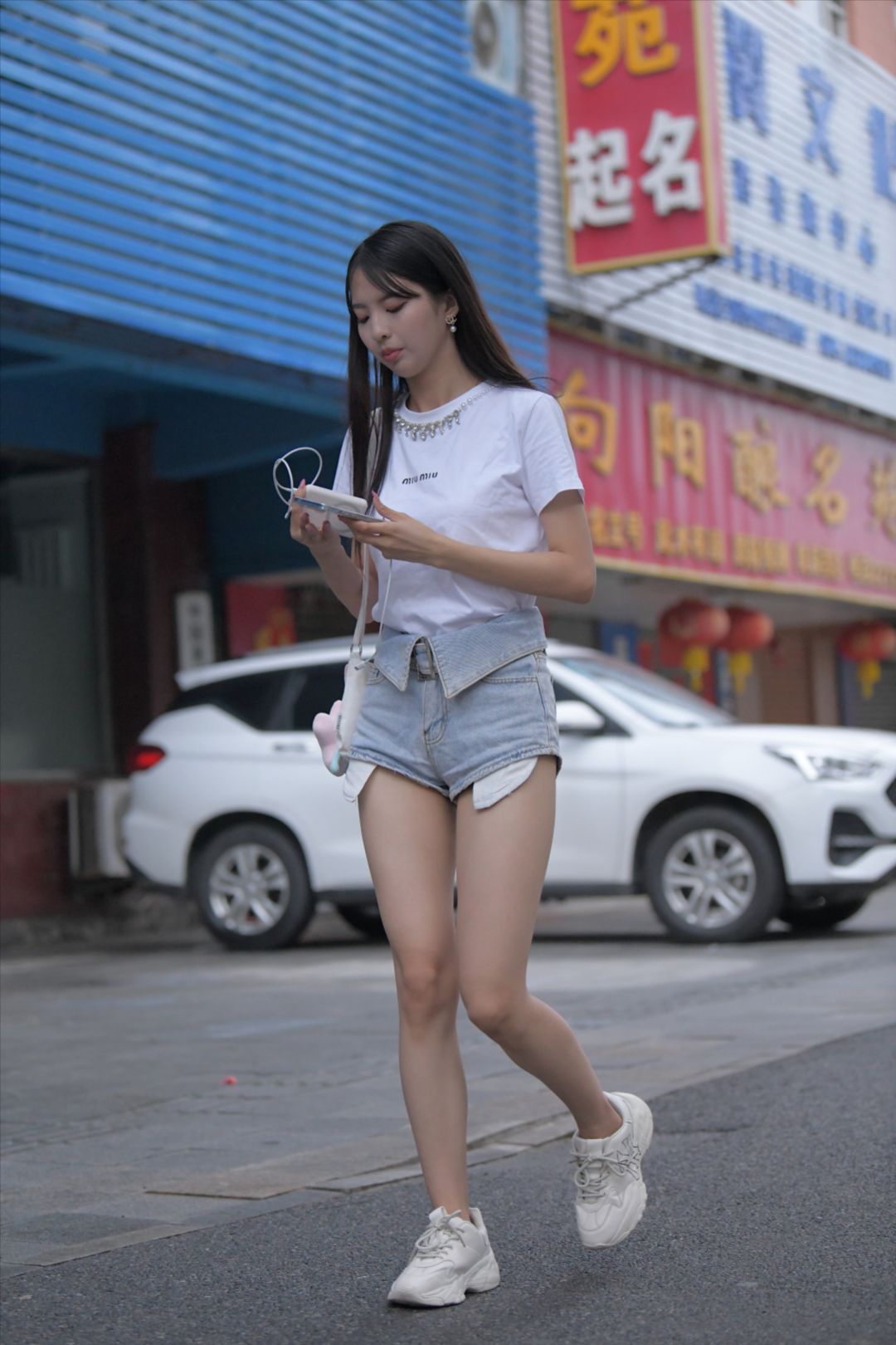 远方来的小姐姐-第三季(套图+视频)-街拍图满多