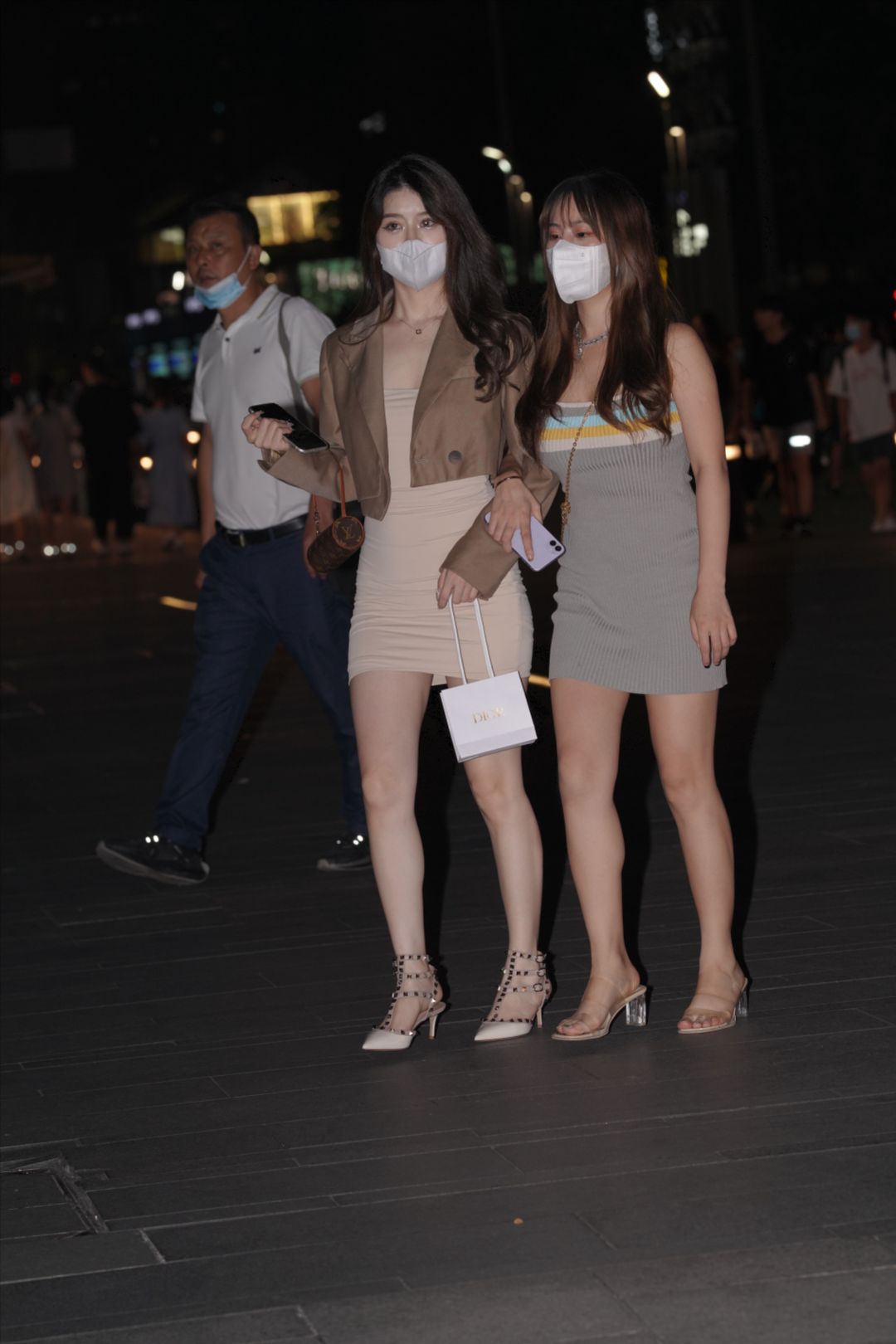图片[4]-花不止有貌 还有香 美人亦是如此-街拍图满多