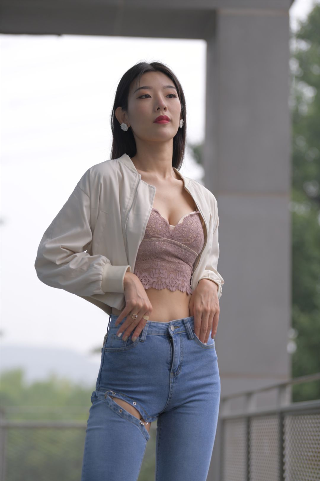 图片[3]-牛仔裤美女(套图+视频)[增补视频]-街拍图满多