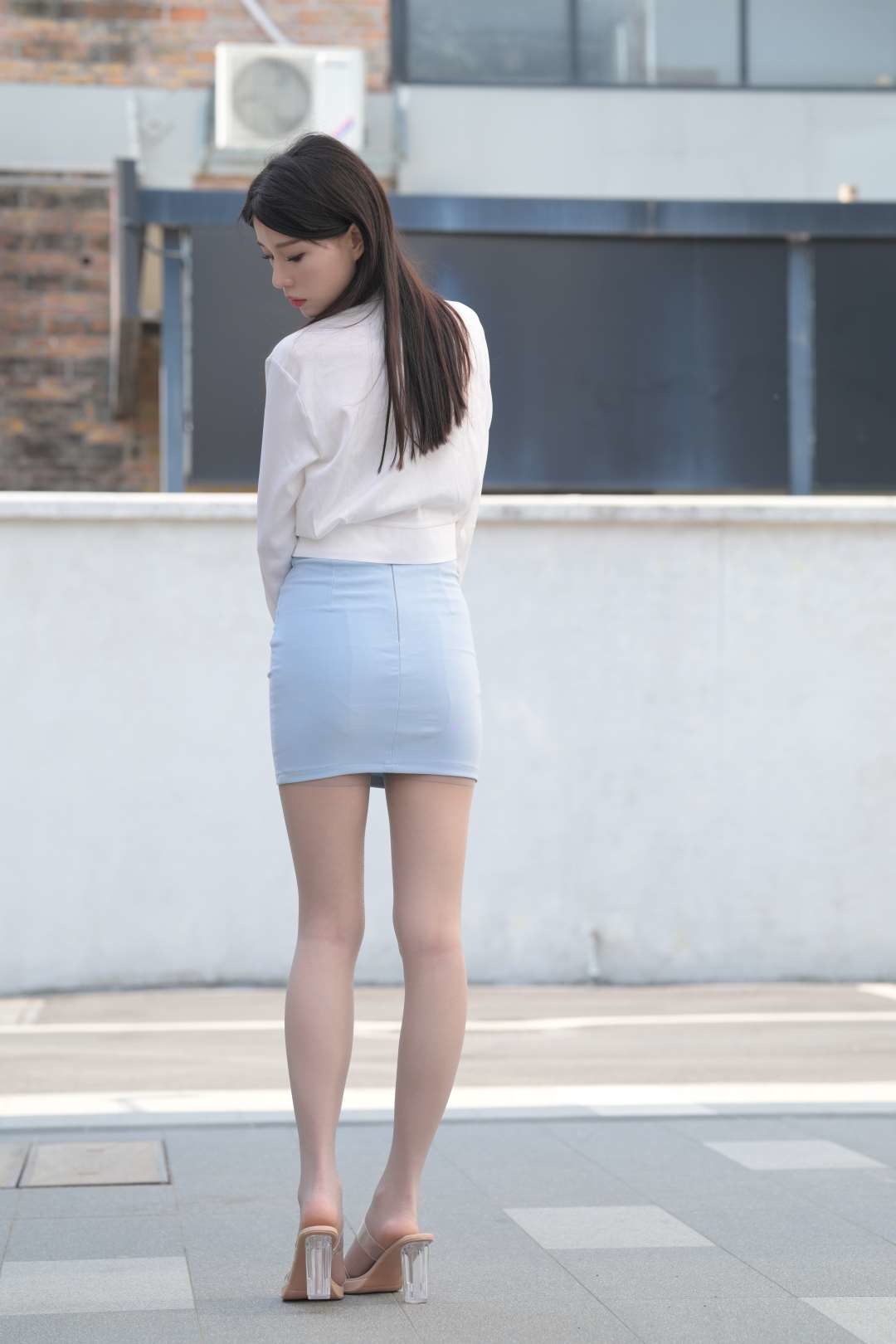 图片[6]-[不吃鸡蛋] 蓝色制服美女-街拍图满多